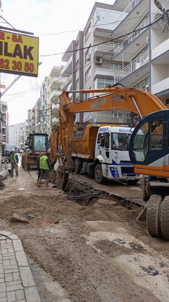 İZSU CADDE, SOKAK VE BULVARLARDA ALTYAPI YENİLEME İŞİ