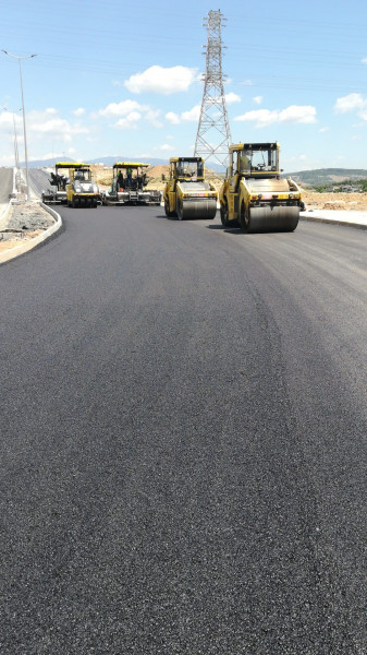 KARABAĞLAR UZUNDERE KENTSEL DÖNÜŞÜM ALANI YOL YAPIM İŞİ