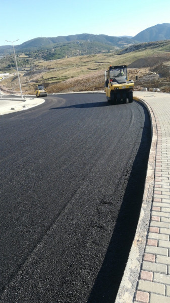 KARABAĞLAR UZUNDERE KENTSEL DÖNÜŞÜM ALANI YOL YAPIM İŞİ