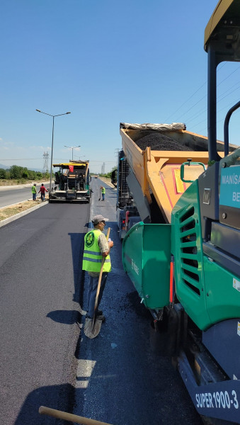 Manisa ili Muhtelif Cadde ve Bulvarında Asfalt yapım İşi