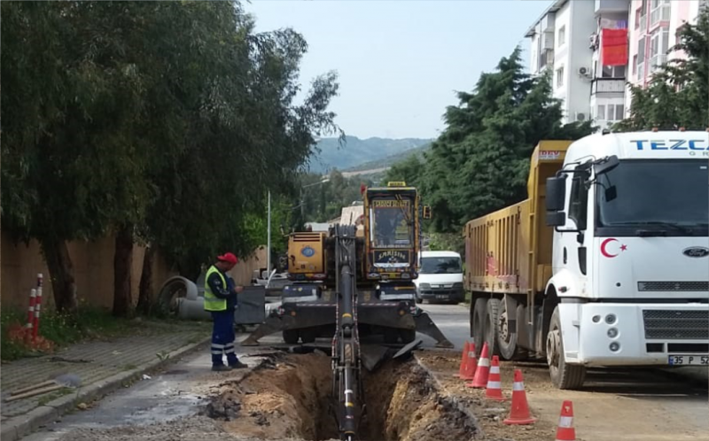 İZSU CADDE, SOKAK VE BULVARLARDA ALTYAPI YENİLEME İŞİ